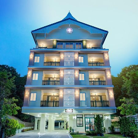 Anchan Laguna Hotel โรงแรมอัญชันลากูน่า Кхонкен Екстер'єр фото