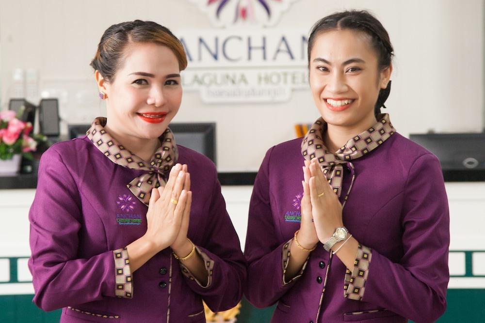Anchan Laguna Hotel โรงแรมอัญชันลากูน่า Кхонкен Екстер'єр фото